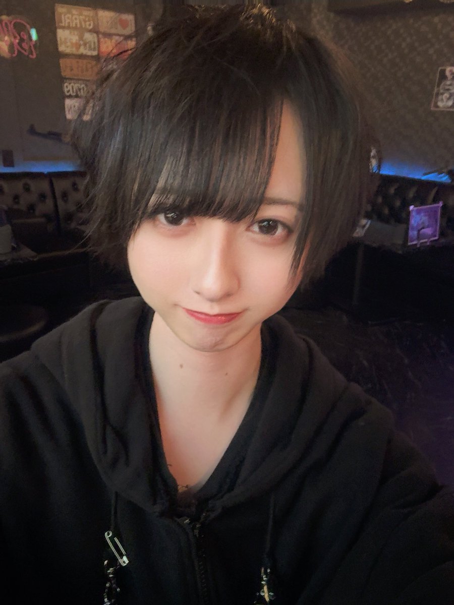 かい tweet media