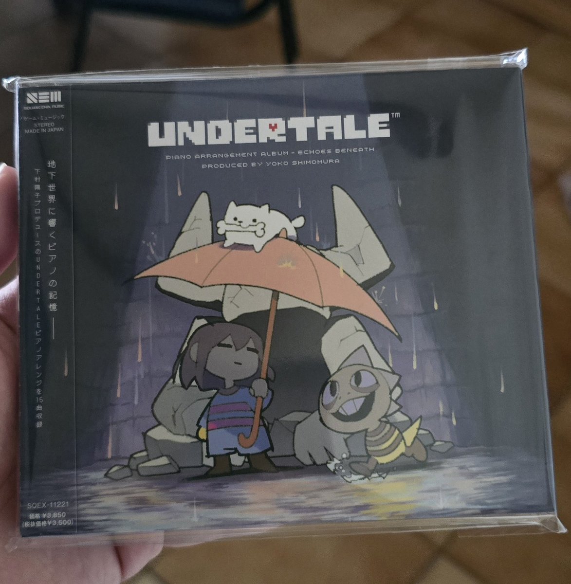 daily_pweak_ost's tweet photo. Today i have receive the masterpiece by yoko shimomura for the 10th anniversary of undertale by @tobyfox 

Which means a lot to my cause its one of my favourite soundtrack whith deltarune by far.
I will be able to enjoy it every where i go now be it in my car or house. https://t.co/aSIdMY2o5D