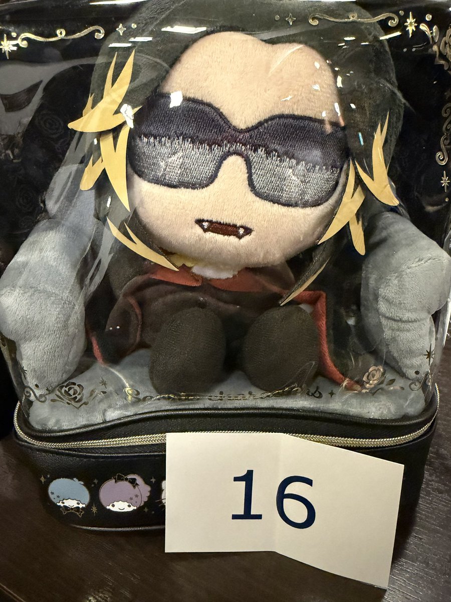 前回のお茶会に引き続き脅威の引き🥹
撮影後、ローラン達に向かって「またねっ🕶️👋」ってやってくれて、まじキュン