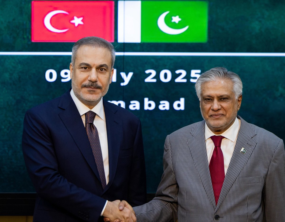 Saludamos la intermediación de Türkiye y Pakistán para encontrar el fin de la hostilidades entre Estados Unidos, Israel e Irán. No será un camino fácil con halcones por todos lados, y tomando en cuenta que Trump y Netanyahu tienen efectos distintos en la prolongación de la guerra