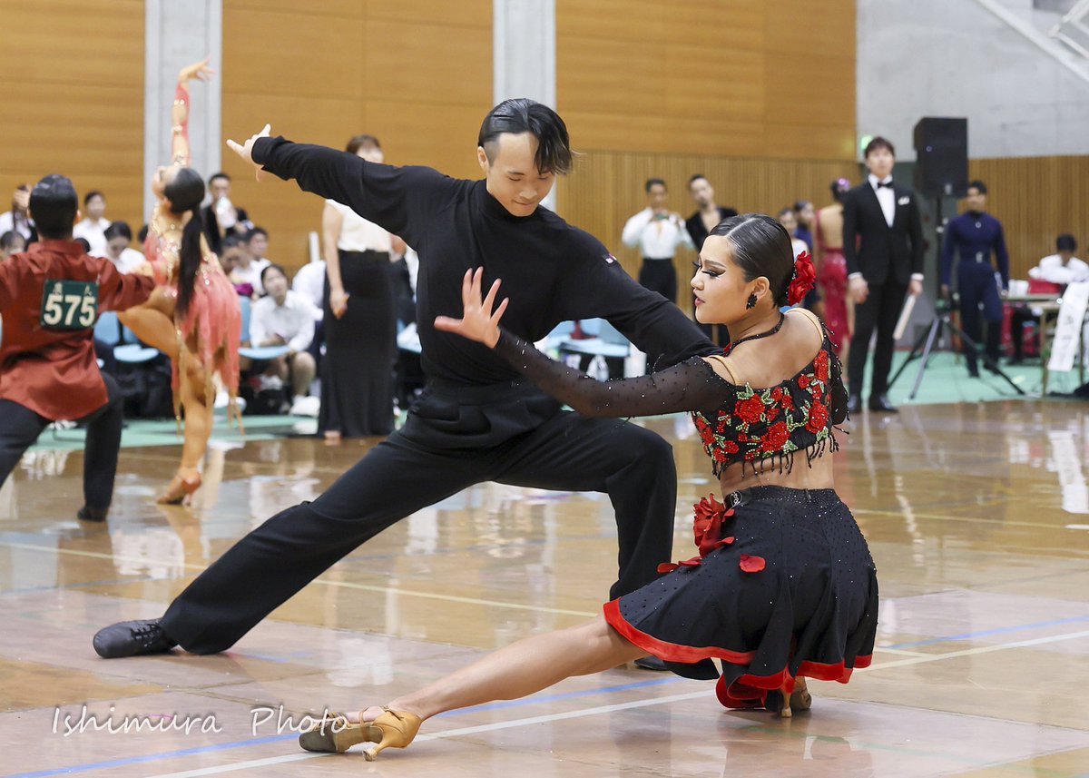 tmu_ballroom's tweet photo. 【新4年しばこう】

舞研名:しばこう
所属:成蹊大学 文学部
専攻:ラテン
高校時代の部活:テニス部
趣味・特技：ゲーム・料理
新入生へ一言：ダンスは思ったより簡単！1度体験してみてね https://t.co/dBmDyryFZx
