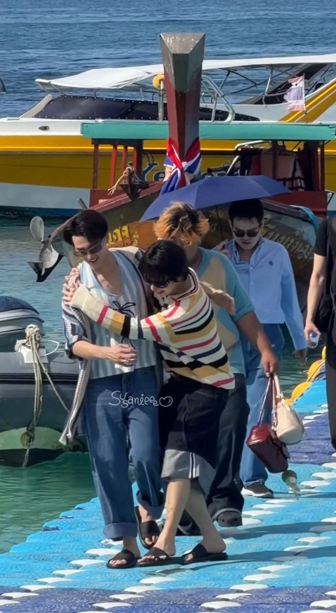 ถิงปุ้งง tweet media