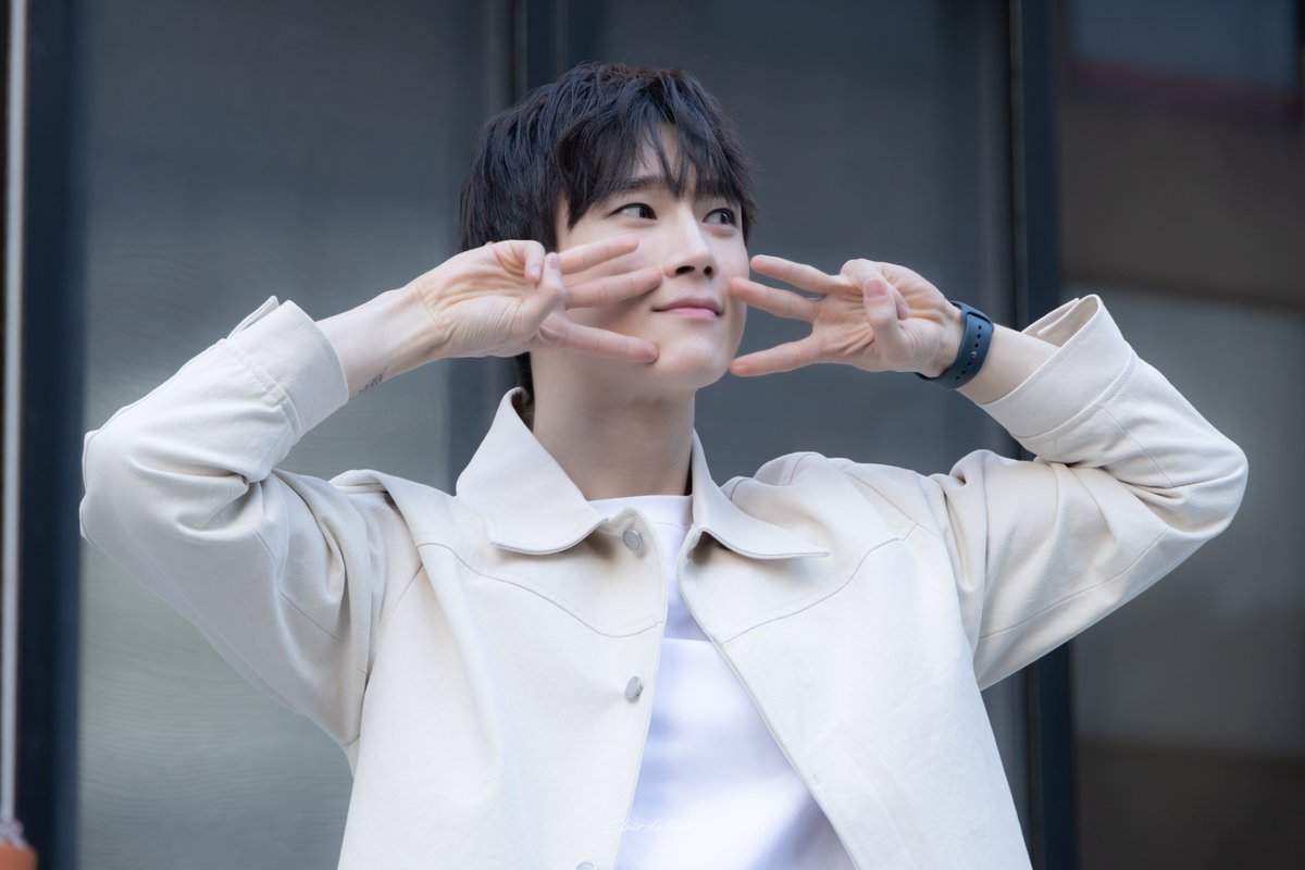 𝖫𝗎𝗇𝖾 tweet media