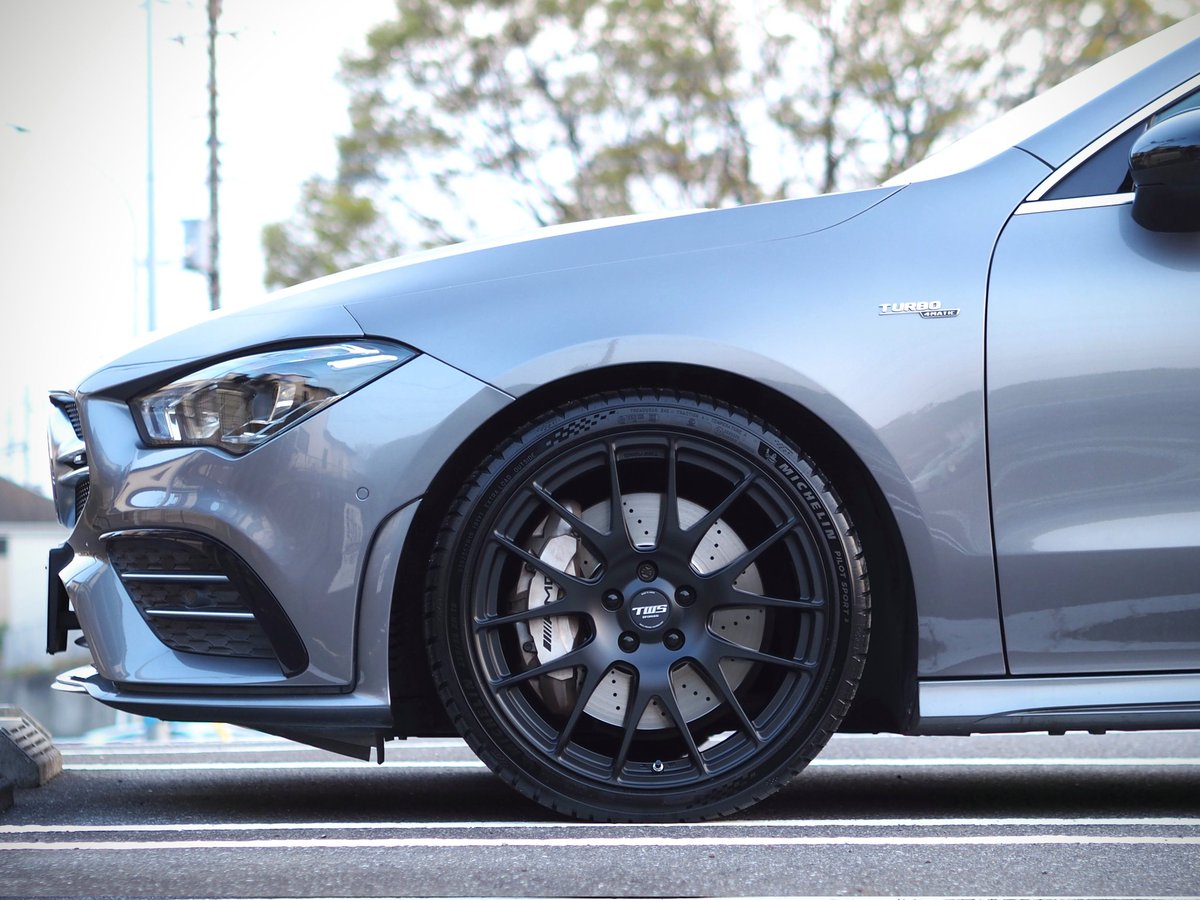 ssobt1's tweet photo. 初鍛造ホイール
TWS EXlete 107M Monoblock
19x8j +45 https://t.co/yWAxJRRJjo