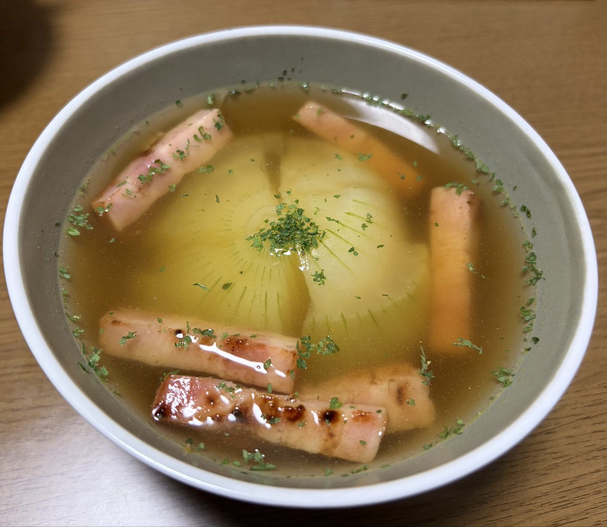 ぴーかず tweet media