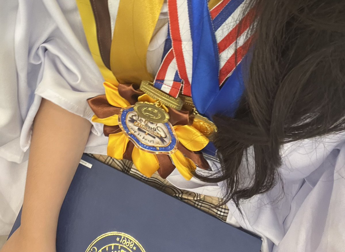 nini 📚 tweet media