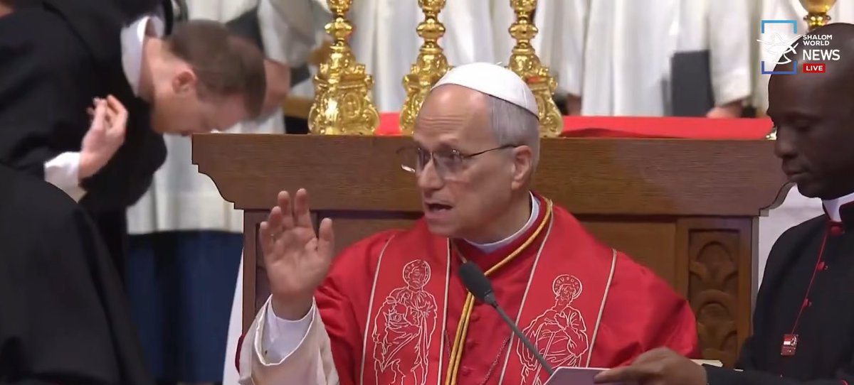 shalomworldnews's tweet photo. “I am happy to be here with all of you,” says #PopeLeoXIV, urging the faithful to “bring the light of the Gospel to everyone.” The Holy Father adds, “Keep your gaze fixed on God… a strong bond with Him brings us closer to one another.” He concludes with his Apostolic Blessing.🇲🇨 https://t.co/MgDUukTa1c