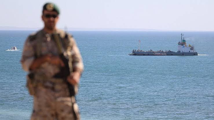 المُتَوَادّ tweet media