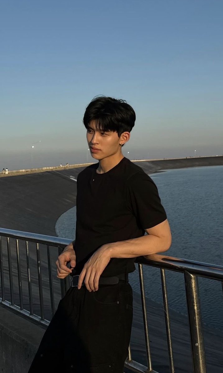 ୨ৎ —— RRosalin ♡ tweet media