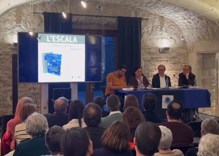 jmvinyes's tweet photo. Ahir, a l’Alfolí de la Sal, a l’Escala @EscalaMunicipal, vàrem celebrar l’acte de presentació del llibre "Memòries d’un capellà apòstata", de Joan Vinyes Miralpeix. Com a curador del llibre, expresso el meu agraïment a tothom que va fer possible un gran i emotiu acte. https://t.co/Vv2C9WwFlg