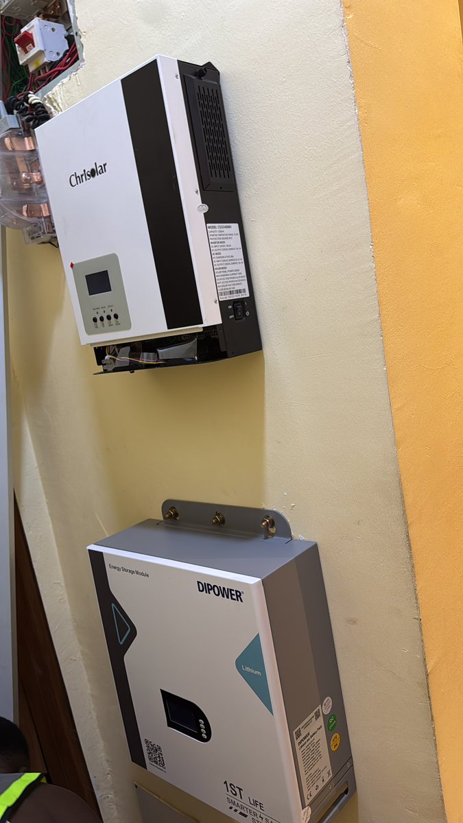 gfiveglobal's tweet photo. Nothing sweet pass you be in control of your electricity. No more prayer point for Nepa to bring light. 💡 be in control set up a solar inverter system today..

#fuel #Ghana #Elon https://t.co/8ayy9ormPS