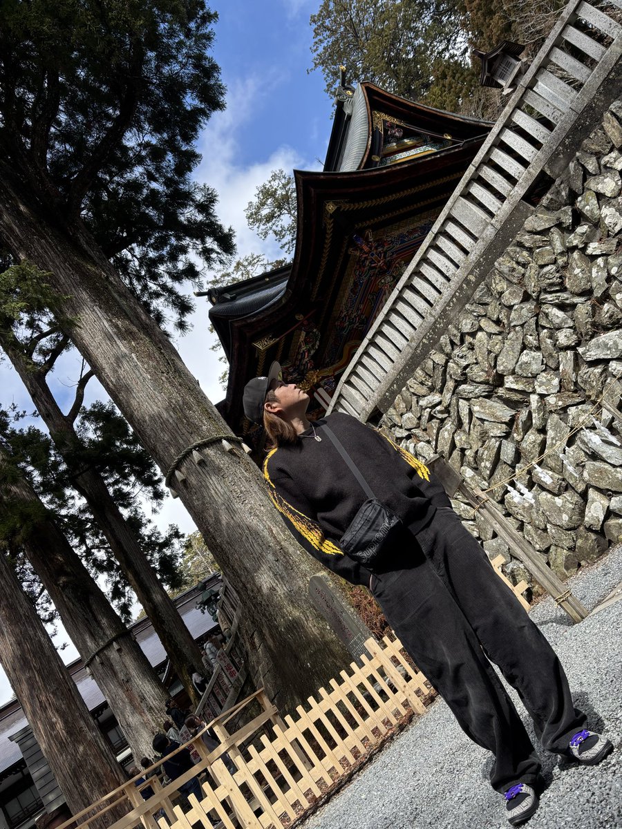 paraemon0224's tweet photo. お気に入りのANTIHERO Sweaterを着て、最強パワーを貰いに三峯神社に行ってきました⛩️パワーをもらって、Travis Scott Jumpman "Green Spark"を狙いましたが、パワー発揮できませんでした😅他のところで、お願いしますね😊✋Dashawn Jordan SB Dunk 良いです🙆♂️
#supreme
#antihero
#nike
#sbdunk https://t.co/U7xfexHhYo
