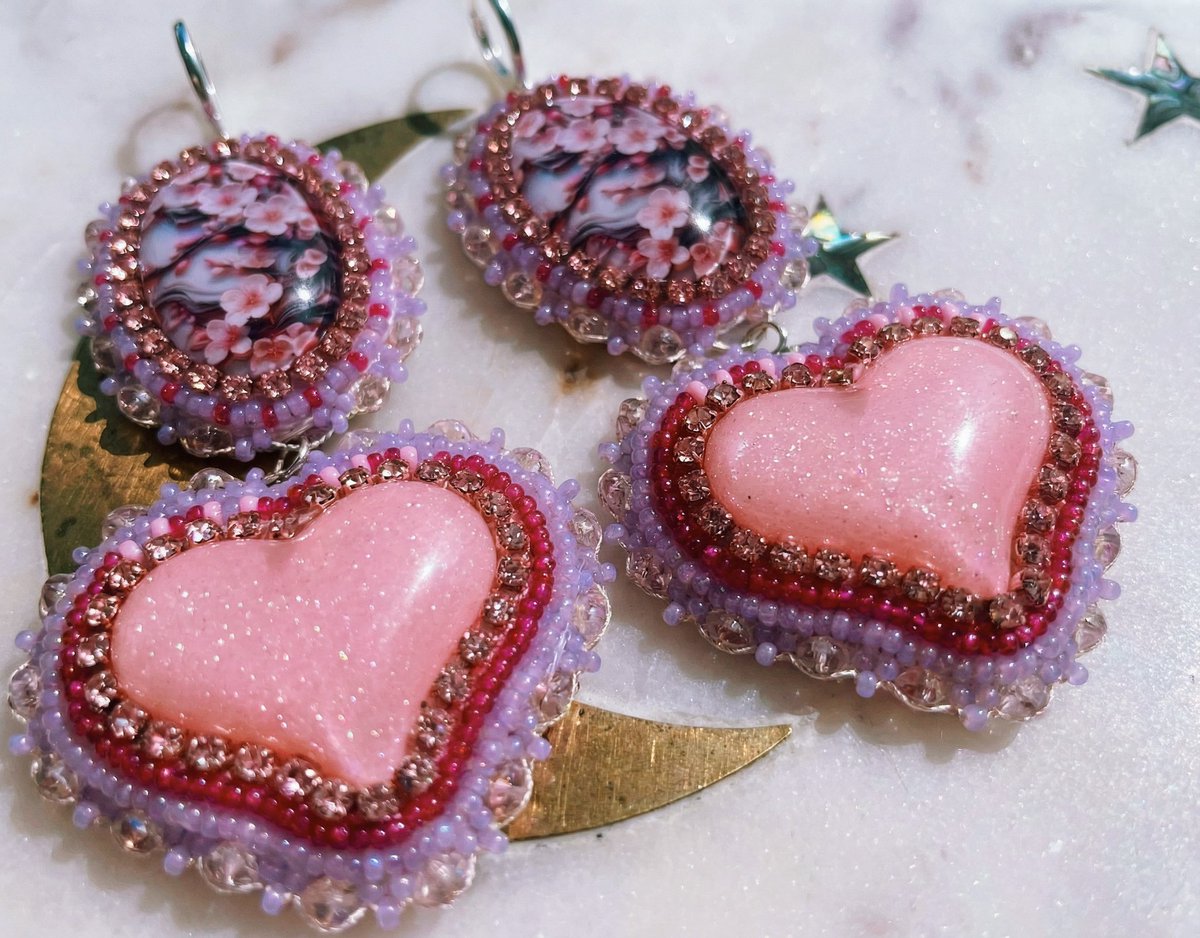 debanawen tweet media