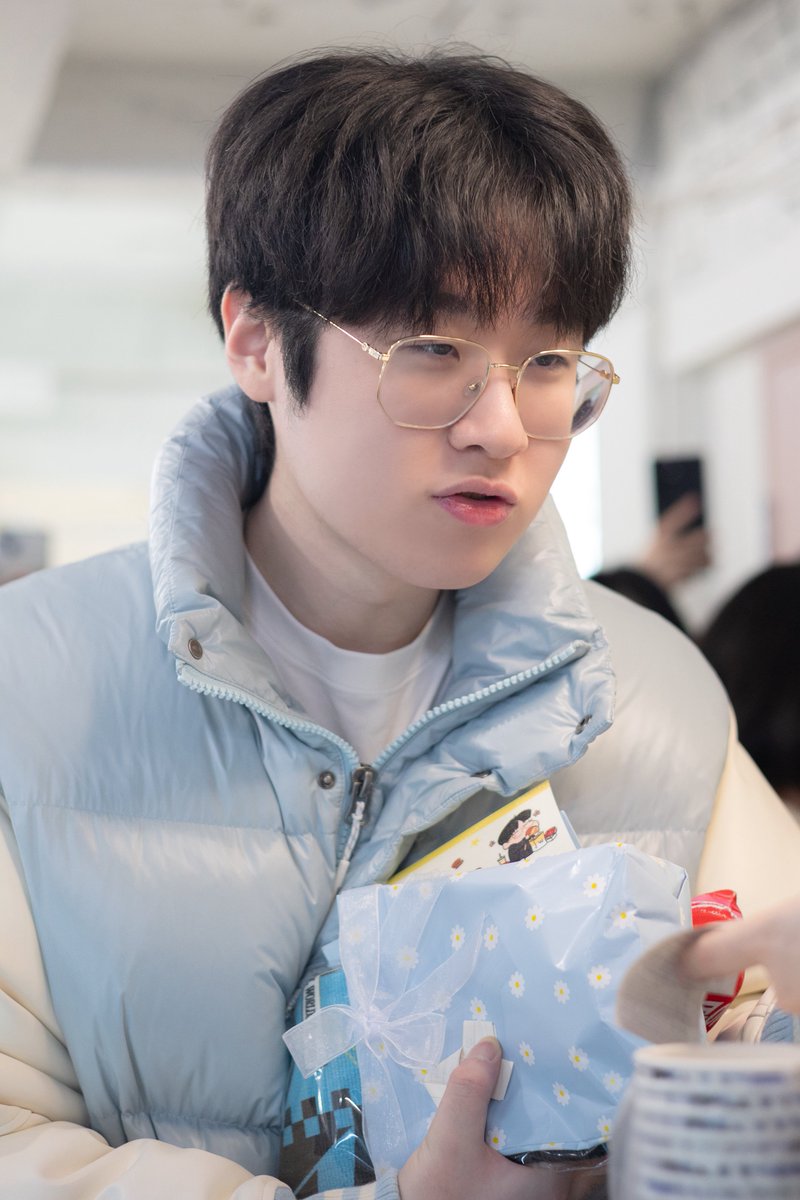 연채¹⁰ tweet media