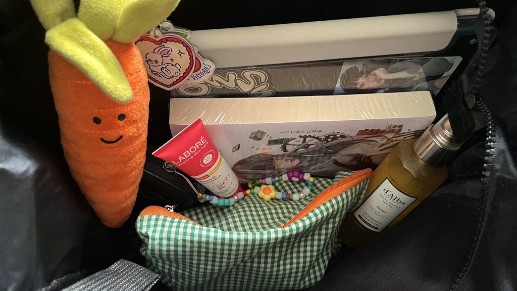 rara 𐙚 tweet media