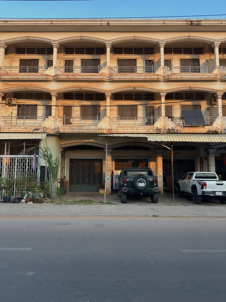 سارا tweet media