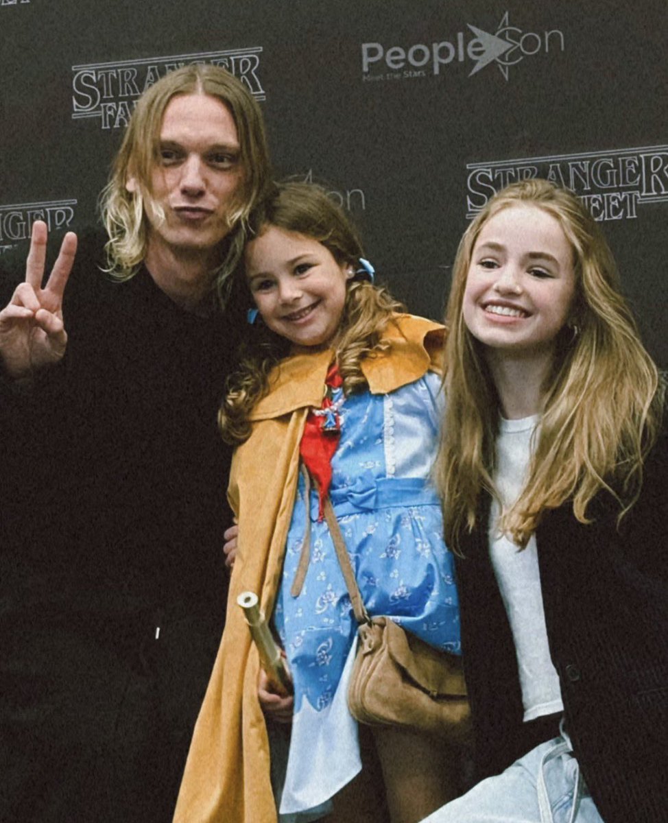 Stranger Things Updates tweet media