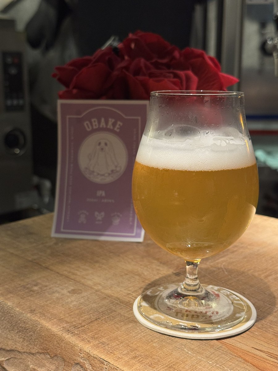 Jun_No13's tweet photo. 最後は大岡川で夜桜🌸🍻
#お花見 #大岡川
#クラフトビール
#SakuraTaps
#PecoraBeer
#SakuraFluffs
#FalóBrewing
#OBAKE https://t.co/HhsaDMOwOI