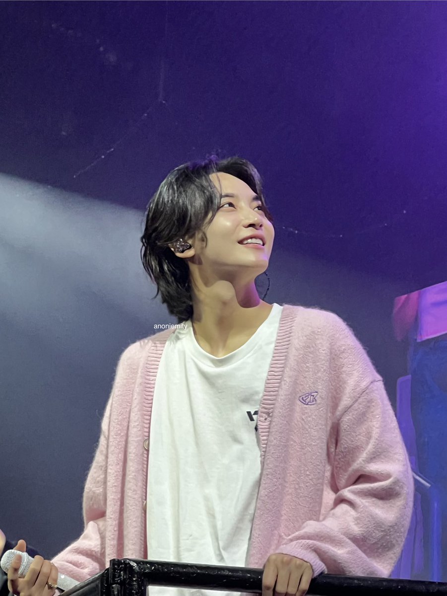 sirius ⭑.ᐟ tweet media