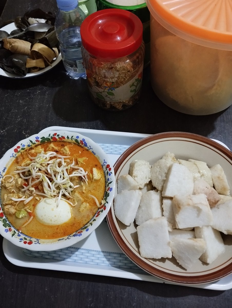 airplane mode on tweet media