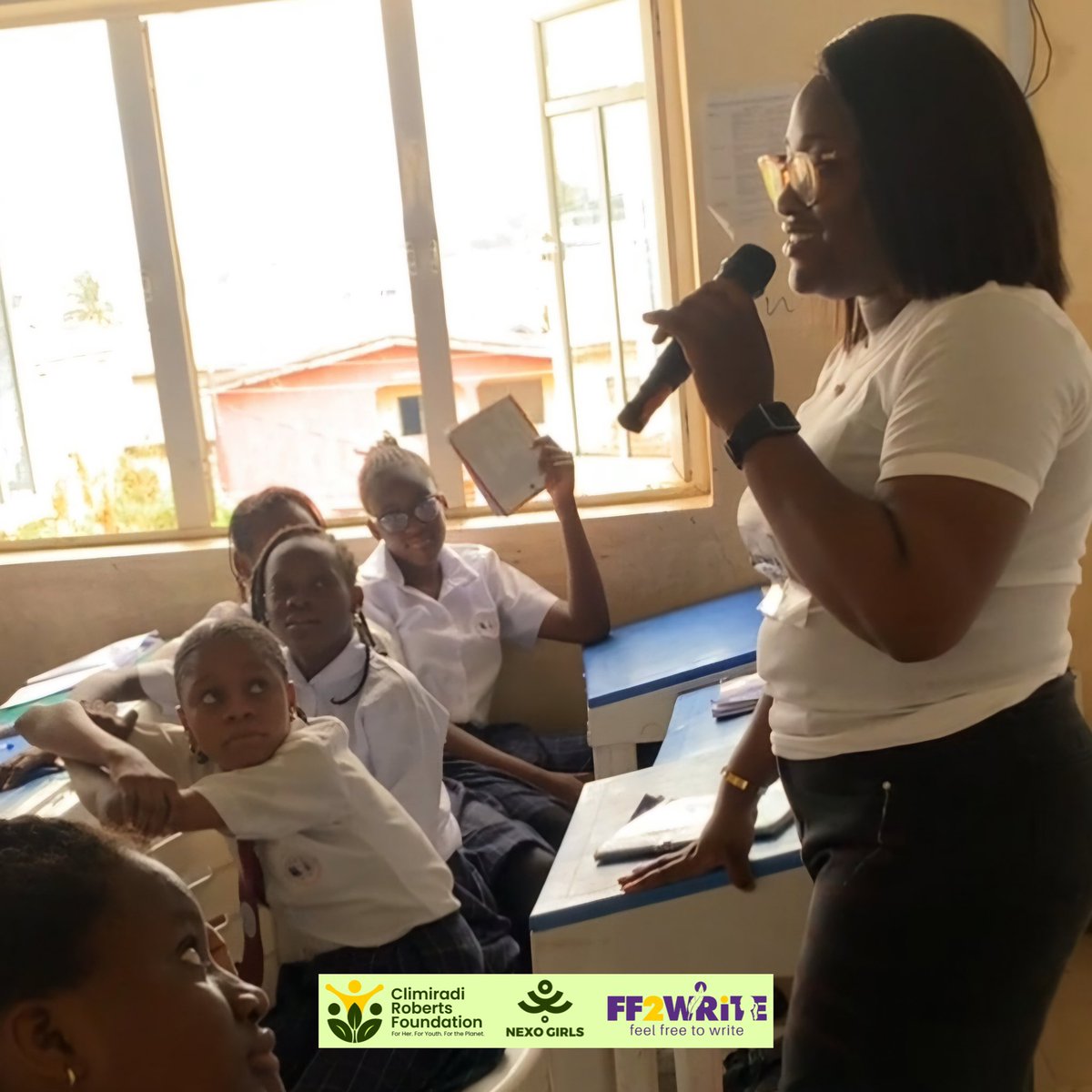nexogirls's tweet photo. Art is just as important as tech

The #ff2write seminar organised by @MsEniolaIbrahim, brings the "A" to STEAM

To build innovators, we must nurture their voices. These girls are using words as tool for social advocacy &amp; change

#nexogirls #icastschool #climiradirobertsfoundation https://t.co/8D4uS9Lfim