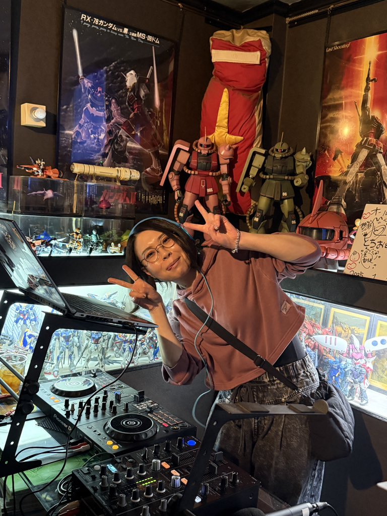蓬莱人形 tweet media