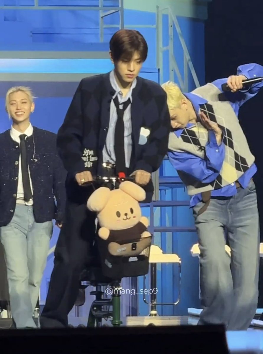 ☃️🥚 tweet media