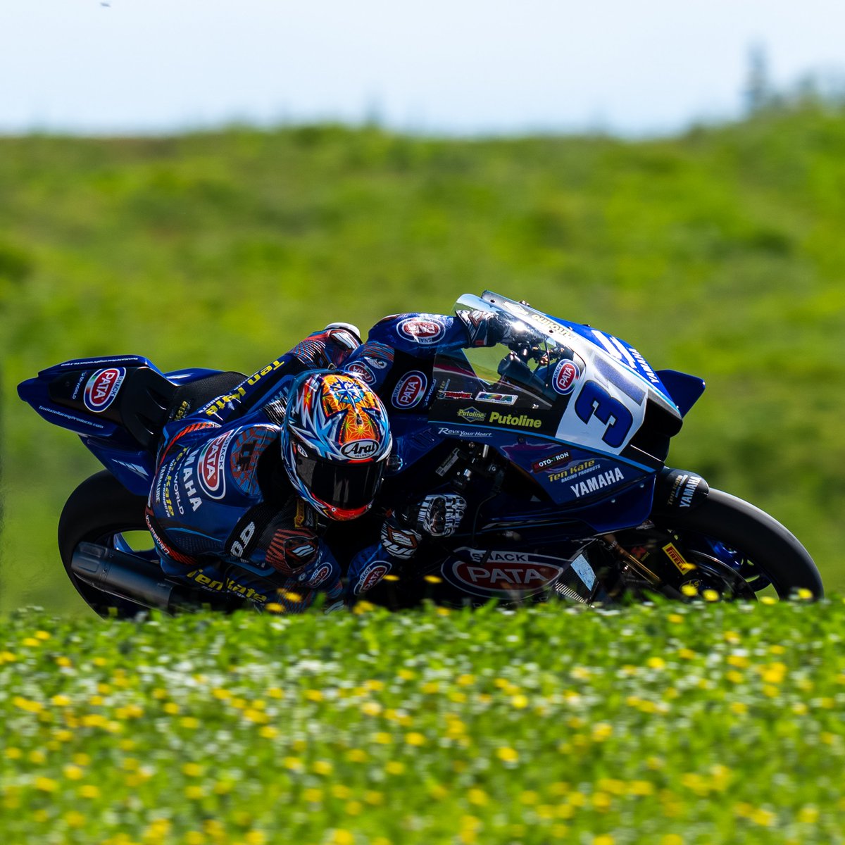 Pata Yamaha Ten Kate Racing tweet media
