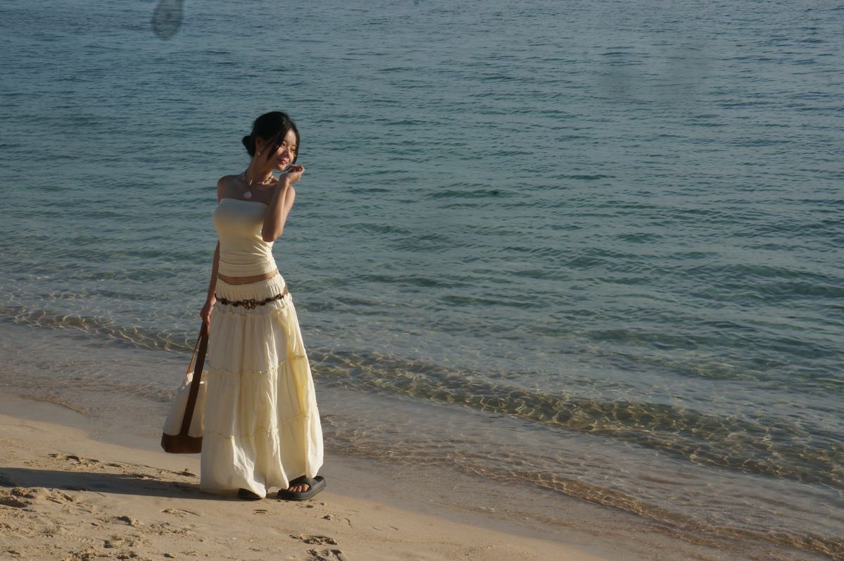 a walk on the beach 🌊