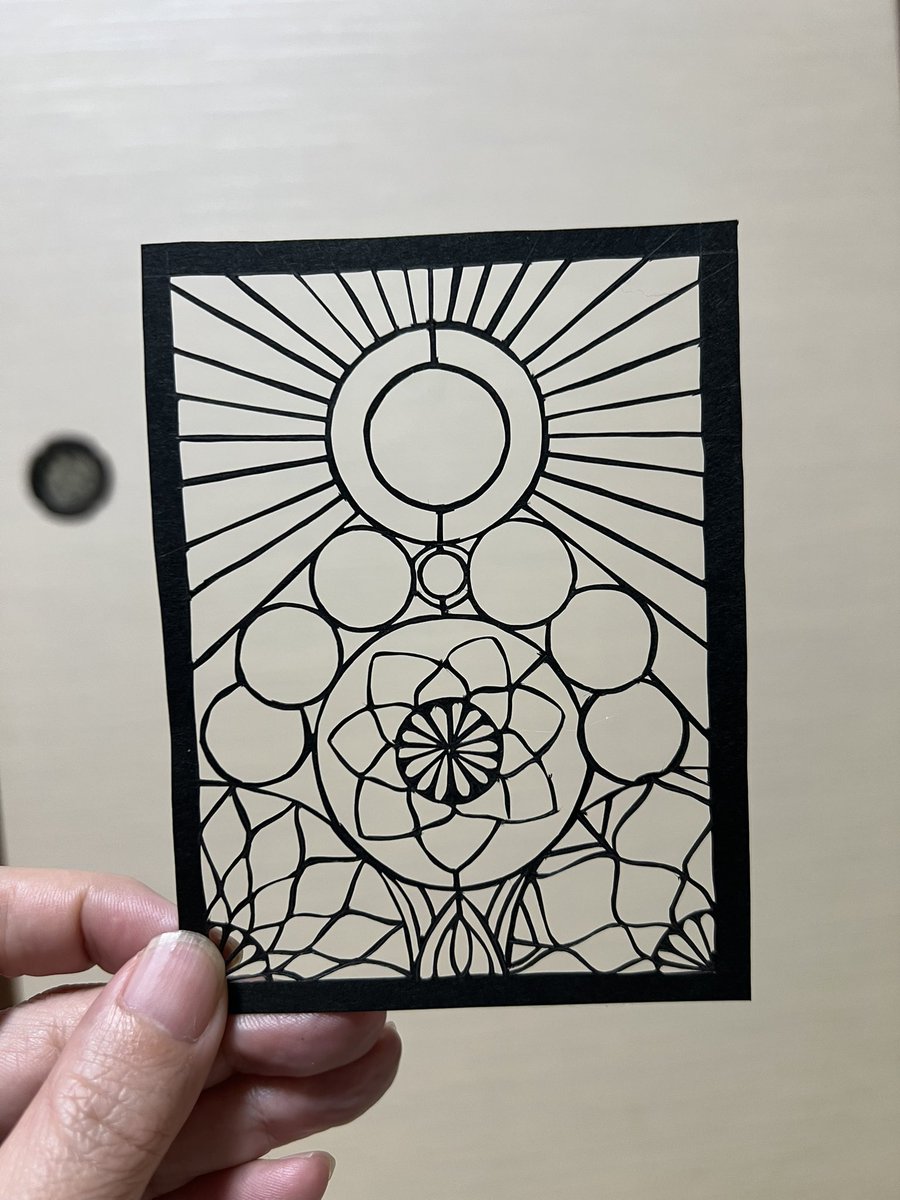 ℰℐ𝒦𝒪 tweet media