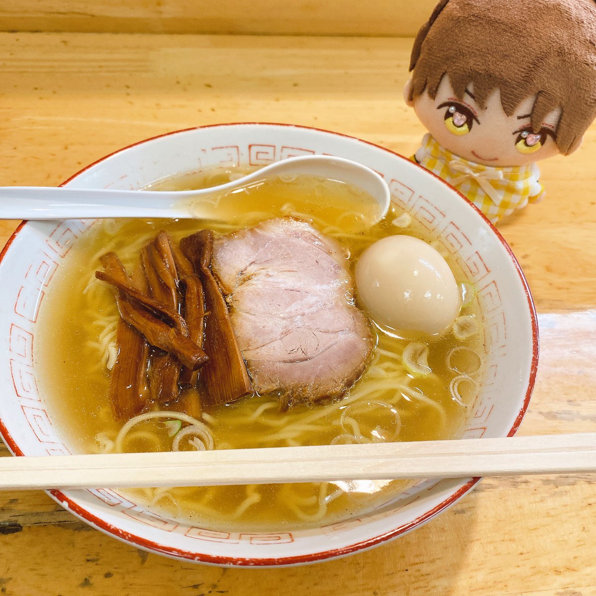 Thikuwabooon's tweet photo. ほいで言うこと聞いて夜はラーメン食べてカロリー過剰で終了🍜🍜🍜 https://t.co/iKHXQhzhWg