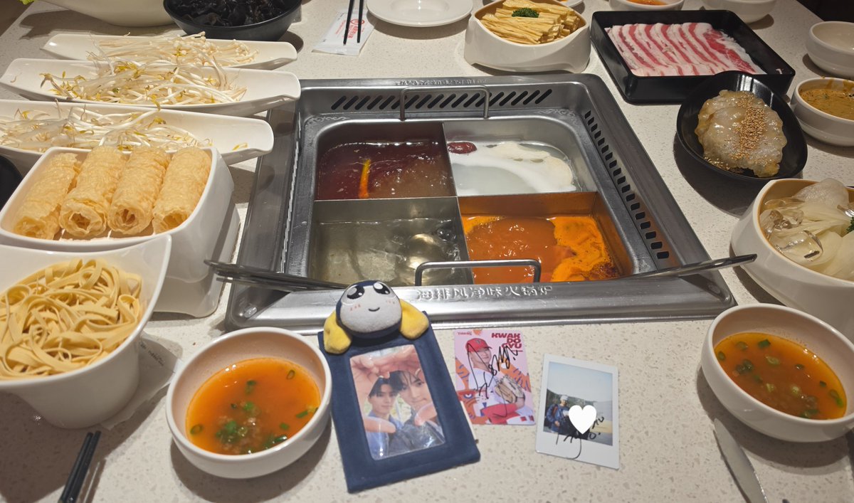 gaemi209's tweet photo. 😁.....          😭 https://t.co/Bf7qEaBZqY