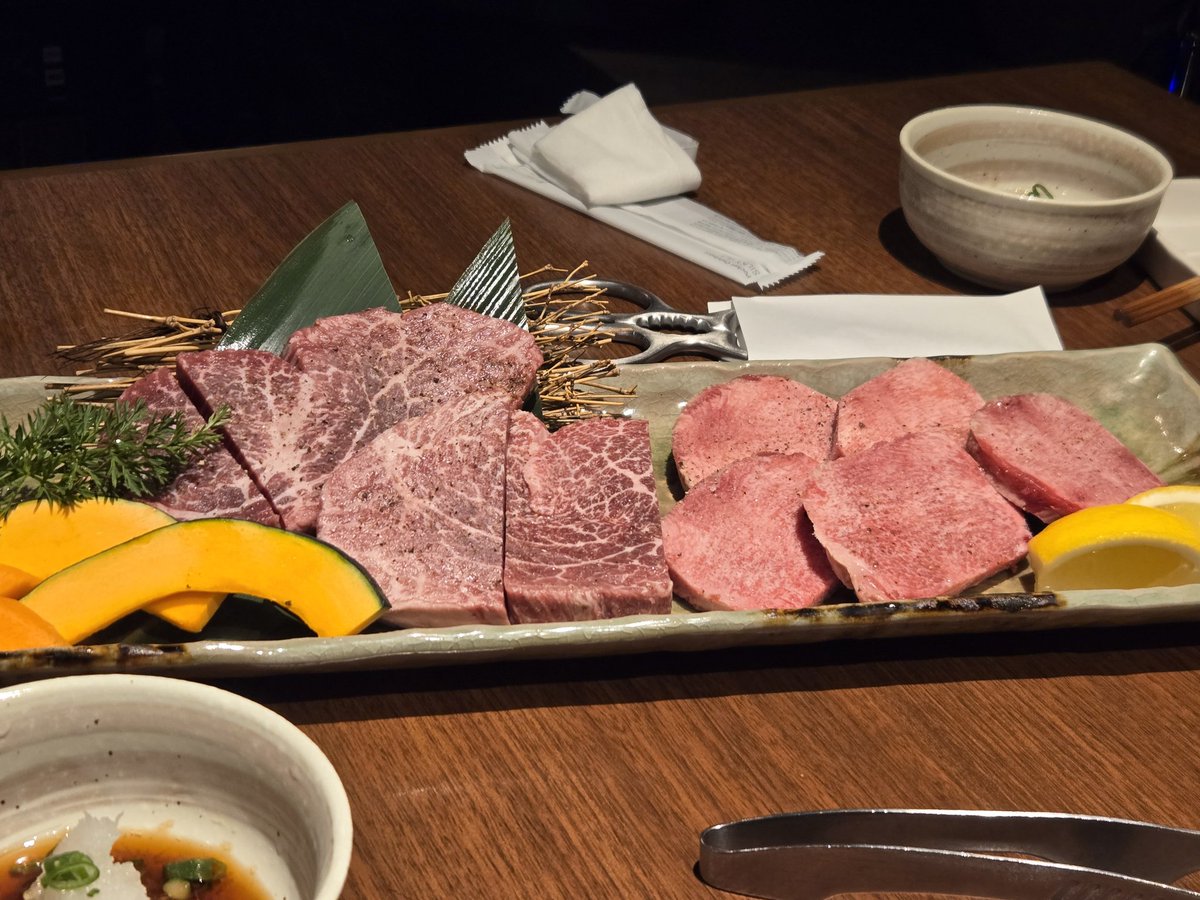 えむしあ tweet media