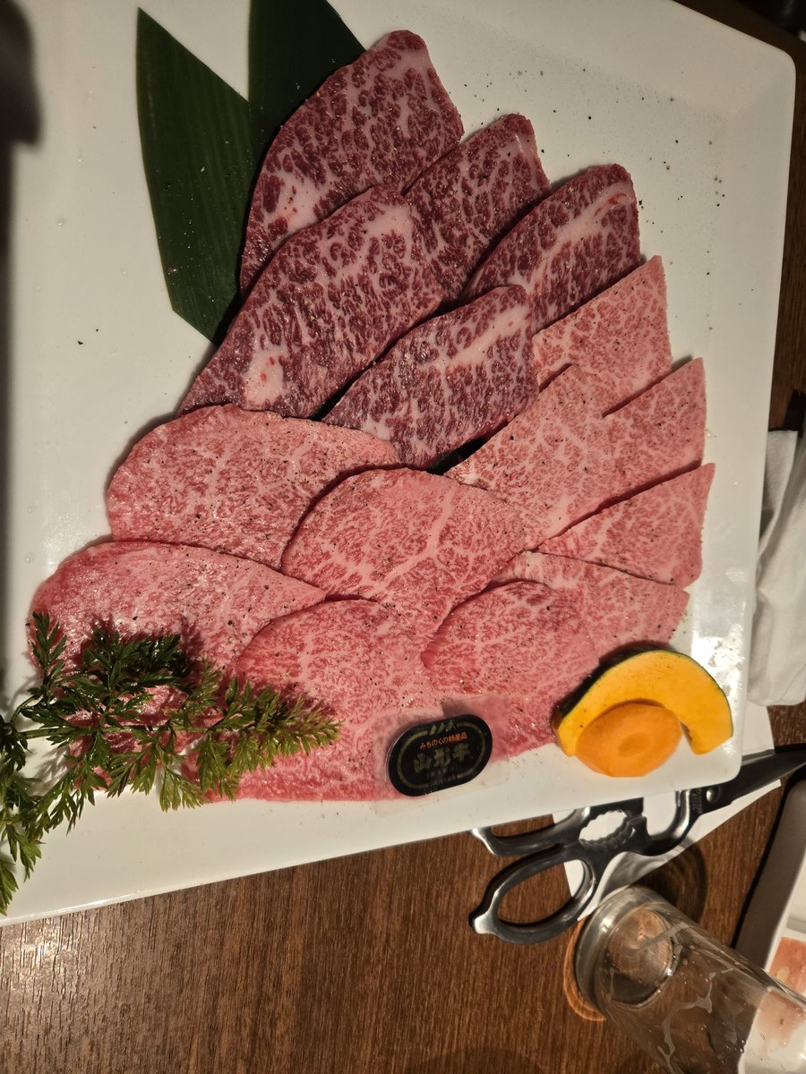 えむしあ tweet media