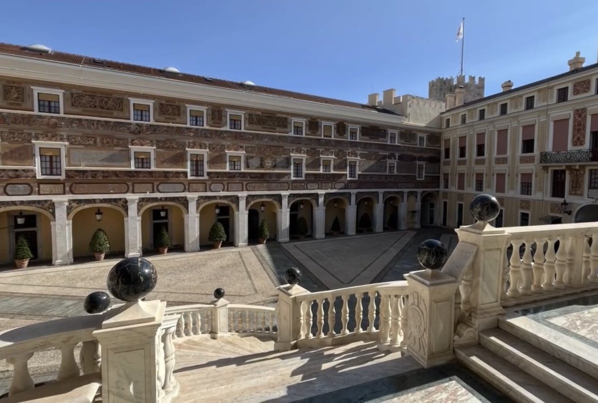 VipRadioOnline.fr 📻 tweet media