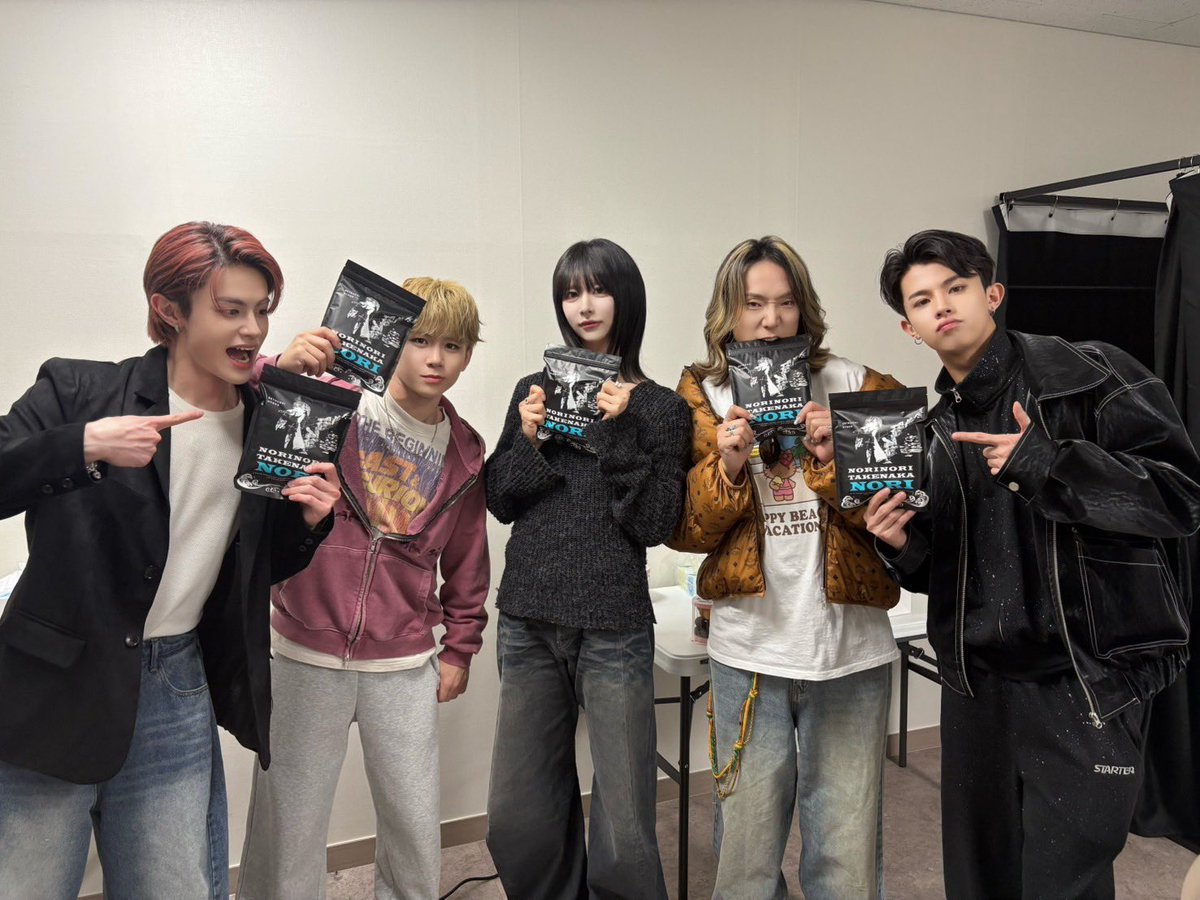 KaWang_official tweet media