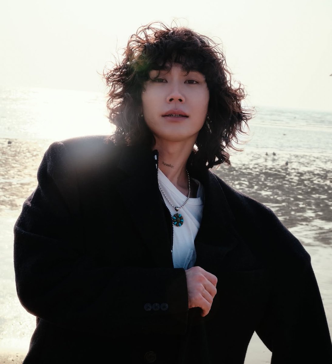 looked at these ilhoon photos and shed a tear bc he looks so beautiful