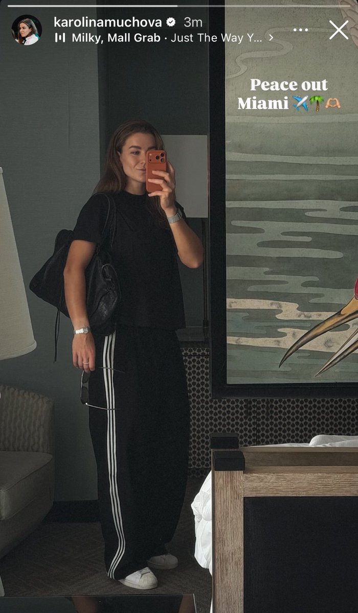 doublefauIts's tweet image. official #BYE and we are finally in clay season