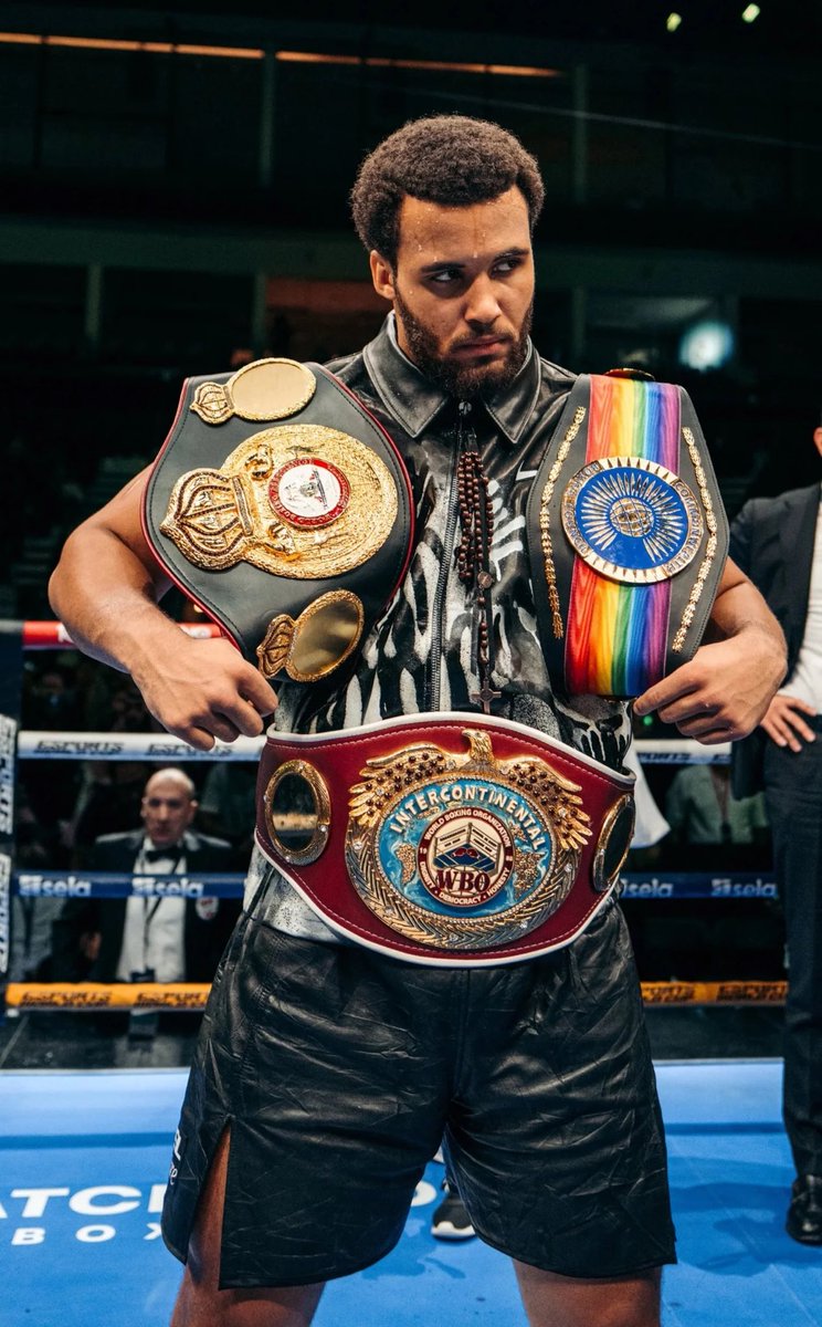 Chatham Town tweet media