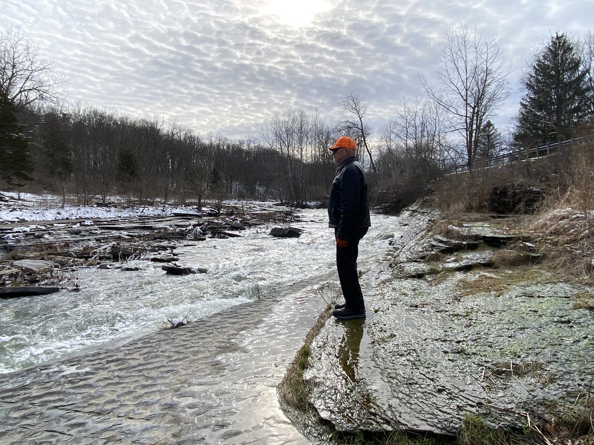 pondaroski's tweet image. 20260318 23°F WC Physically &amp;amp; Mentally Exhausted Standing Still During These Un-Normal Times, Taughannock Falls State Park, Trumansburg, NY. Z.
#JoeZiolkowski
#pondaroski
#grieving
#taughannockfallsstatepark
#unnormal
#trajectoryportfolio
#lostlovedones
#selfportrait
#artishard