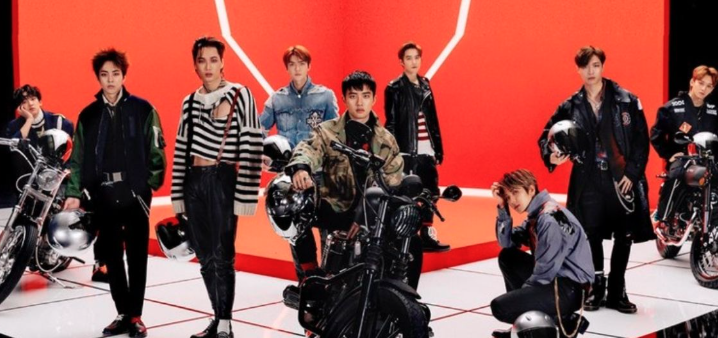 About Music tweet media