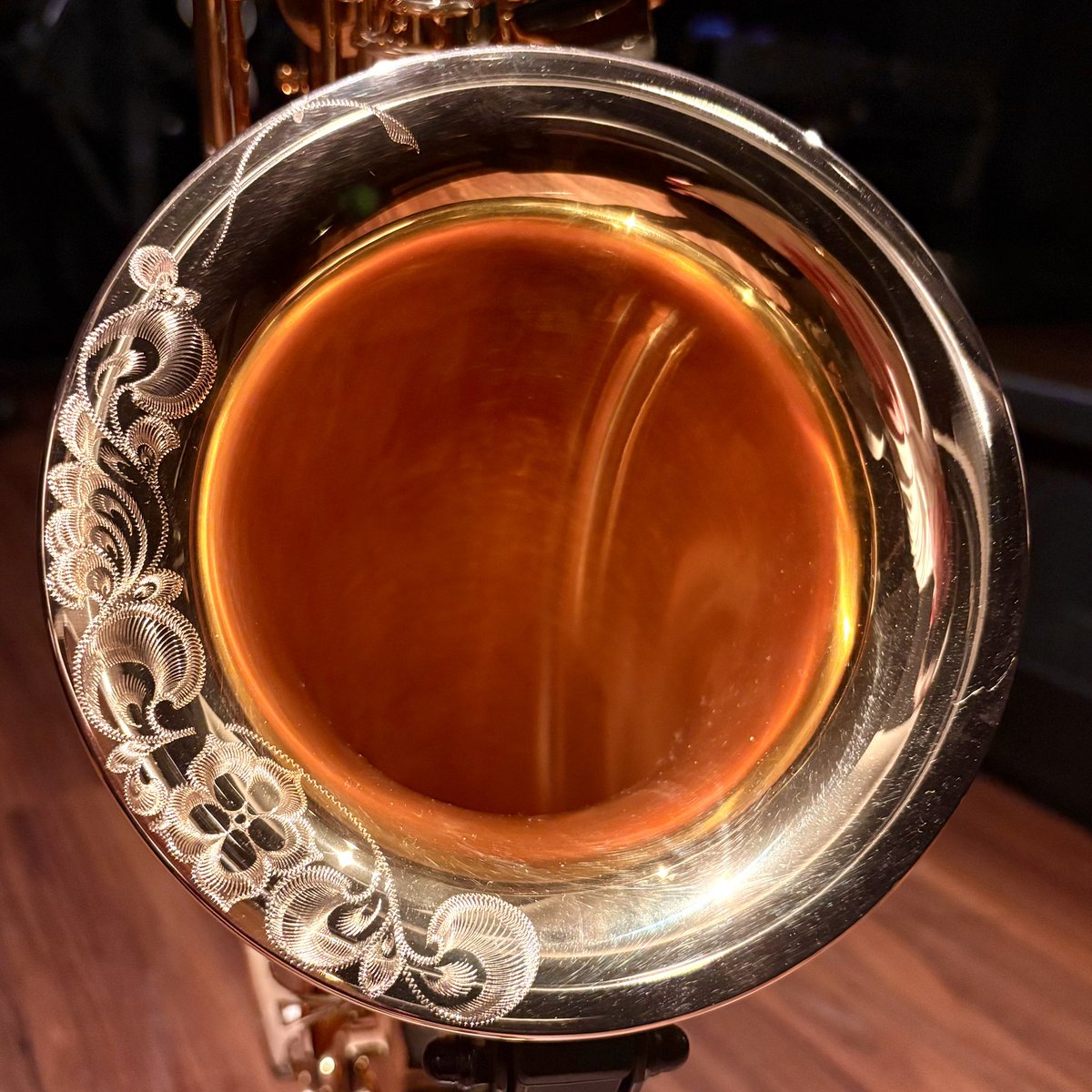 chao_square's tweet photo. my new gear…
Yanagisawa T-WO37 PGP

宮崎隆睦さんのテナーサックスに長年憧れがあり、今回ついに手にすることができました。

音に太さ･��かみ･艶がありながら、吹き手の個性を何倍にも上乗せし引き出してくれる素晴らしい楽器です！

#シルバーソニック 
#シルピン 
#宮崎隆睦 
#tsquare https://t.co/GR2VAFa1wI