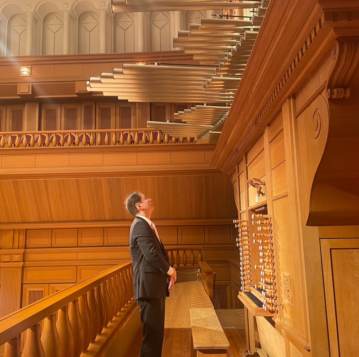 Embajador del Japón en España tweet media