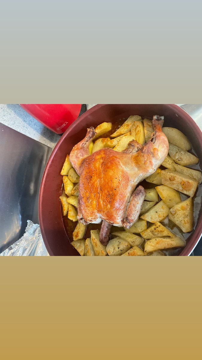 Tzoumtrialalo tweet media