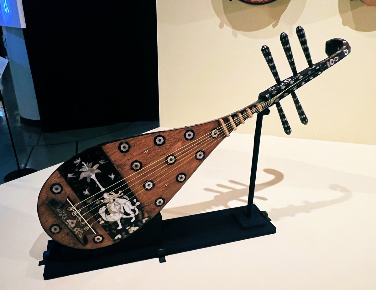 Sou_curator tweet media