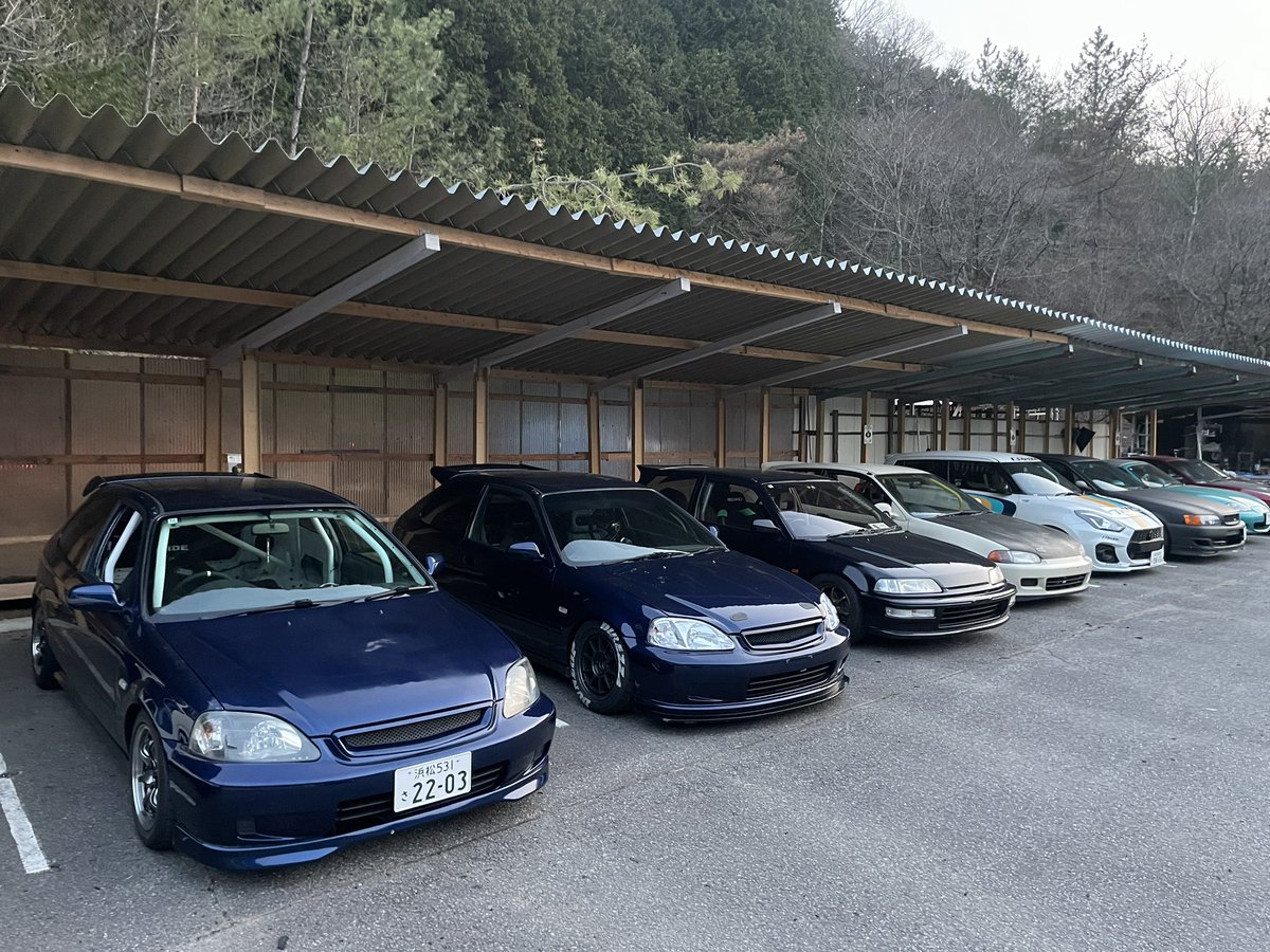 ケント tweet media