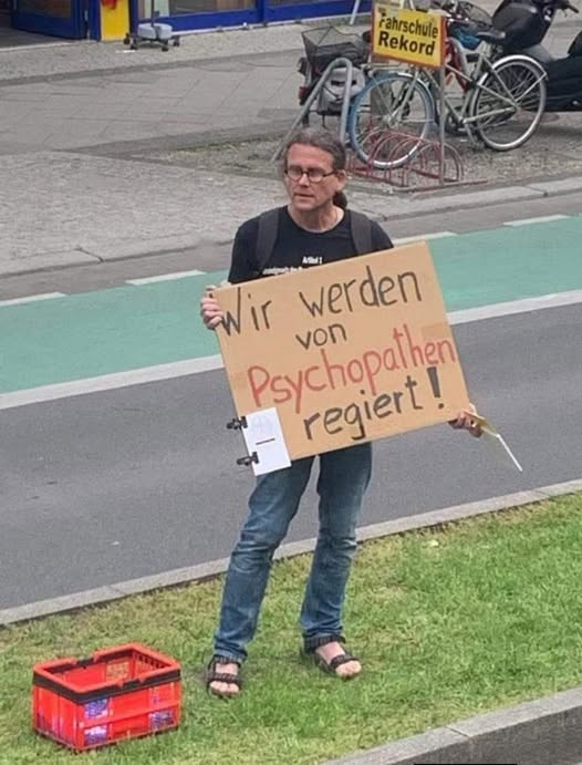 michael baumeister tweet media