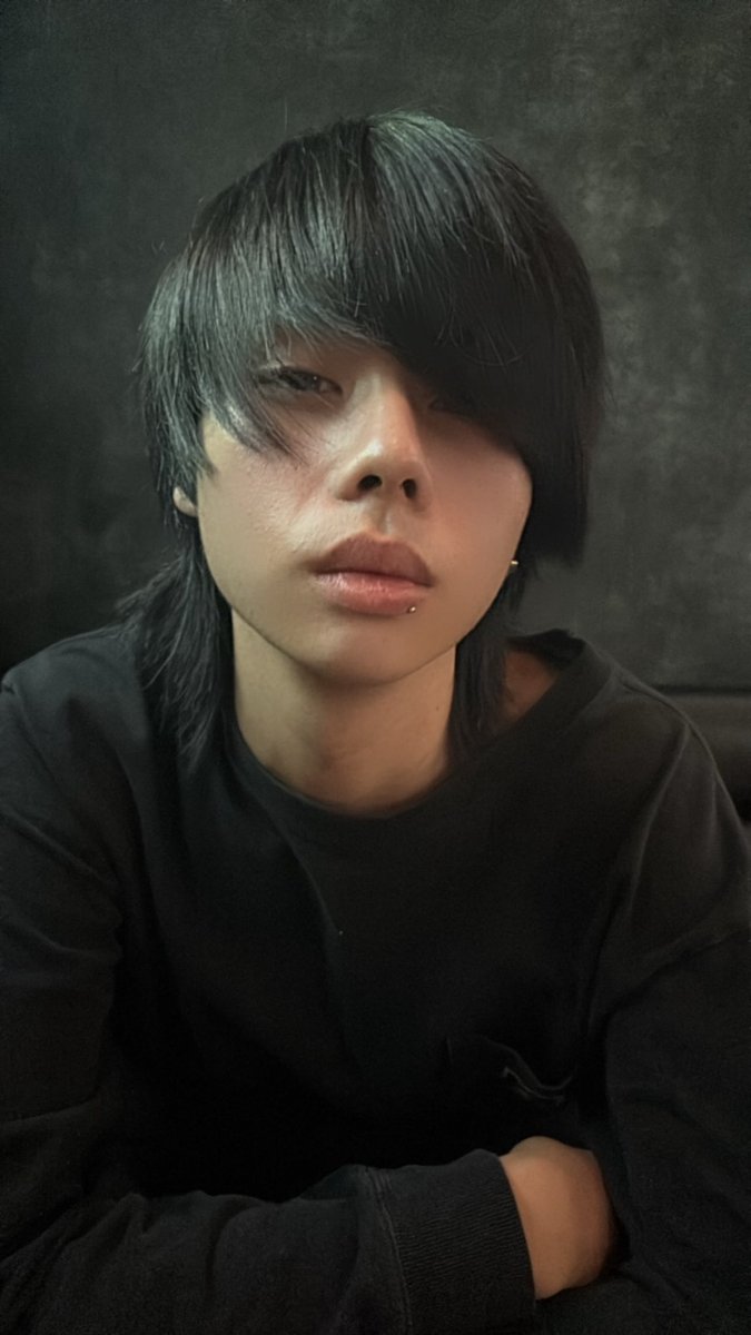 陽キャラ代表めっちゃいけめんの俺 tweet media