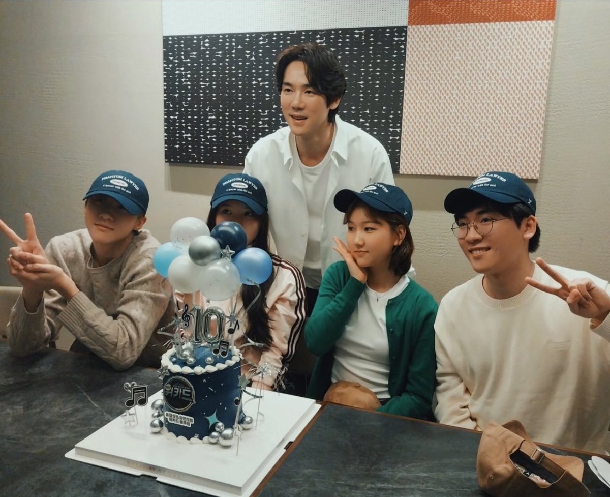 Dee 🍉 tweet media