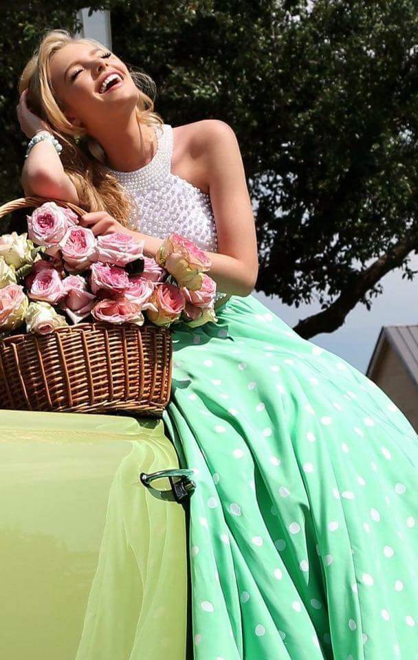 Anna The Kneginja tweet media